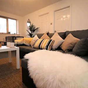 Thesiger Court - Free Private Parking - By Promise Cardiff